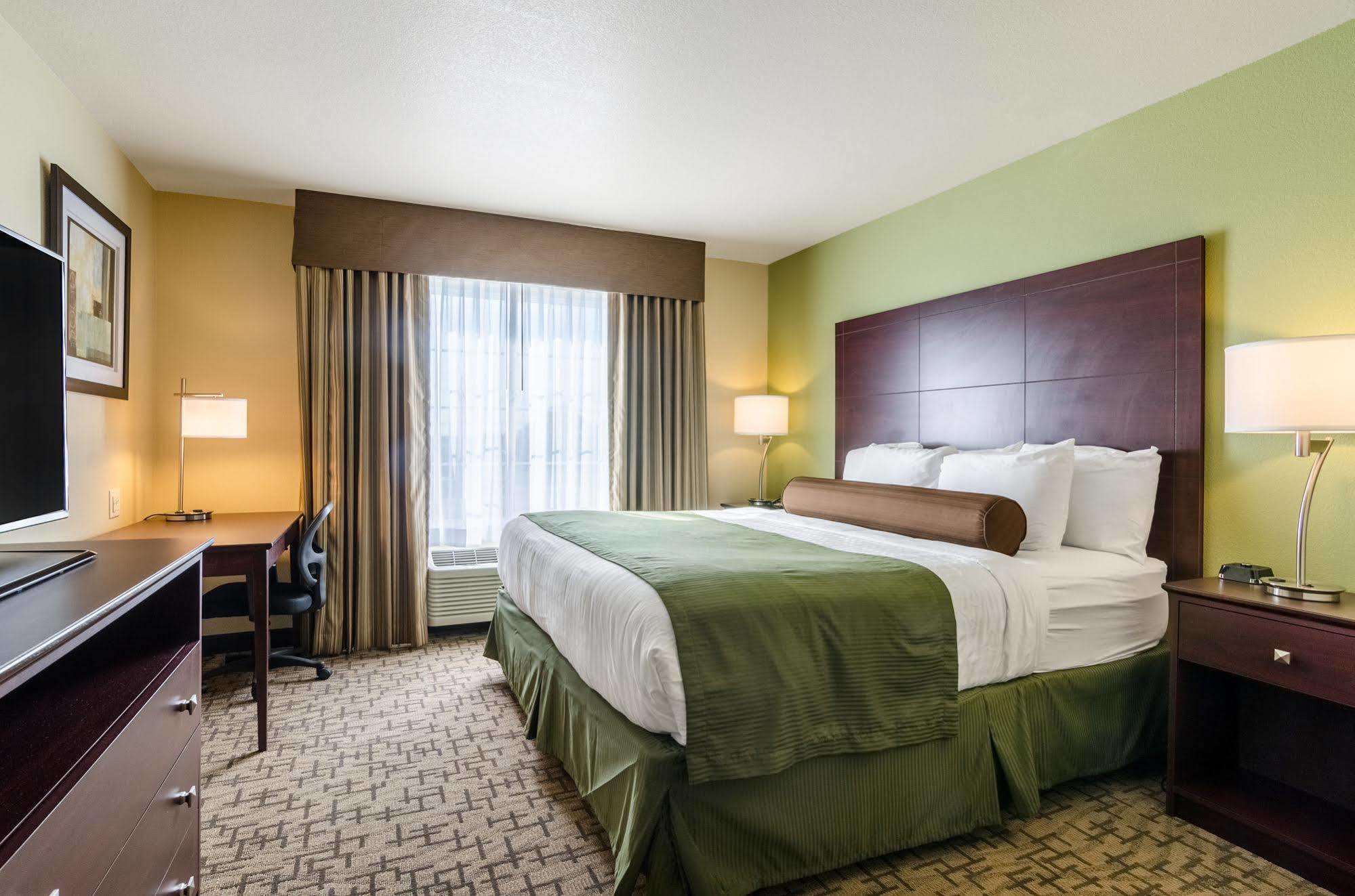 Cobblestone Hotel & Suites - Mccook Εξωτερικό φωτογραφία