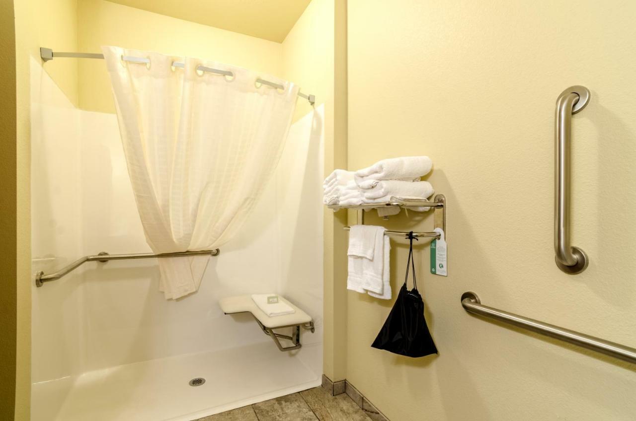 Cobblestone Hotel & Suites - Mccook Εξωτερικό φωτογραφία